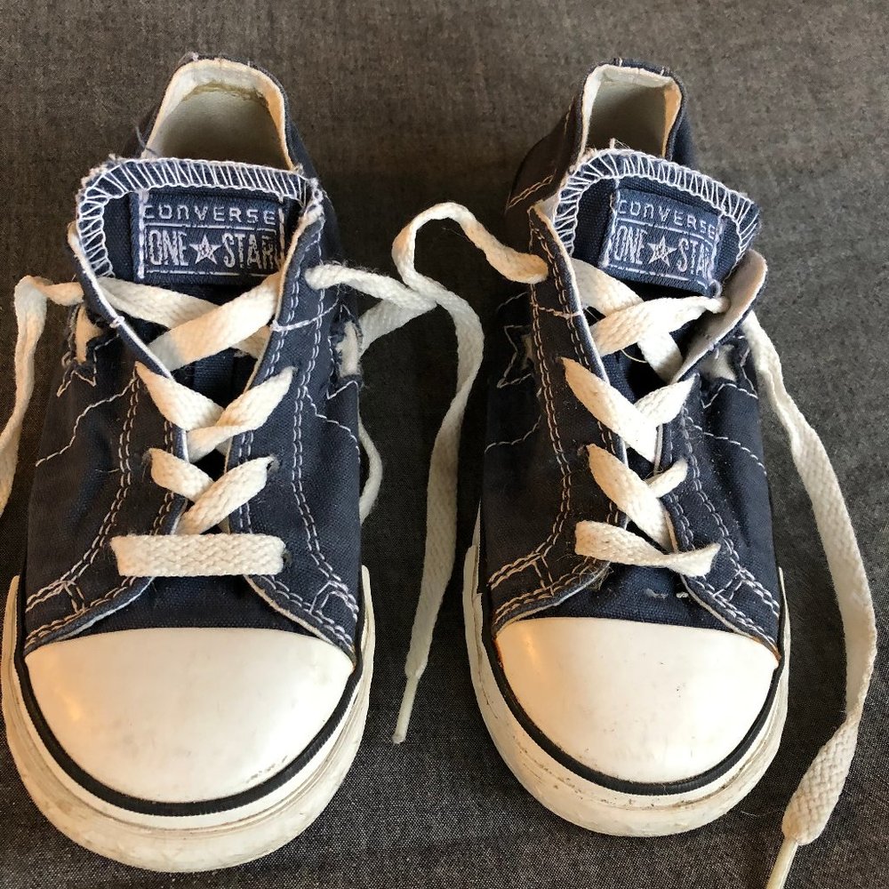 Kids Converse One Star Sneakers